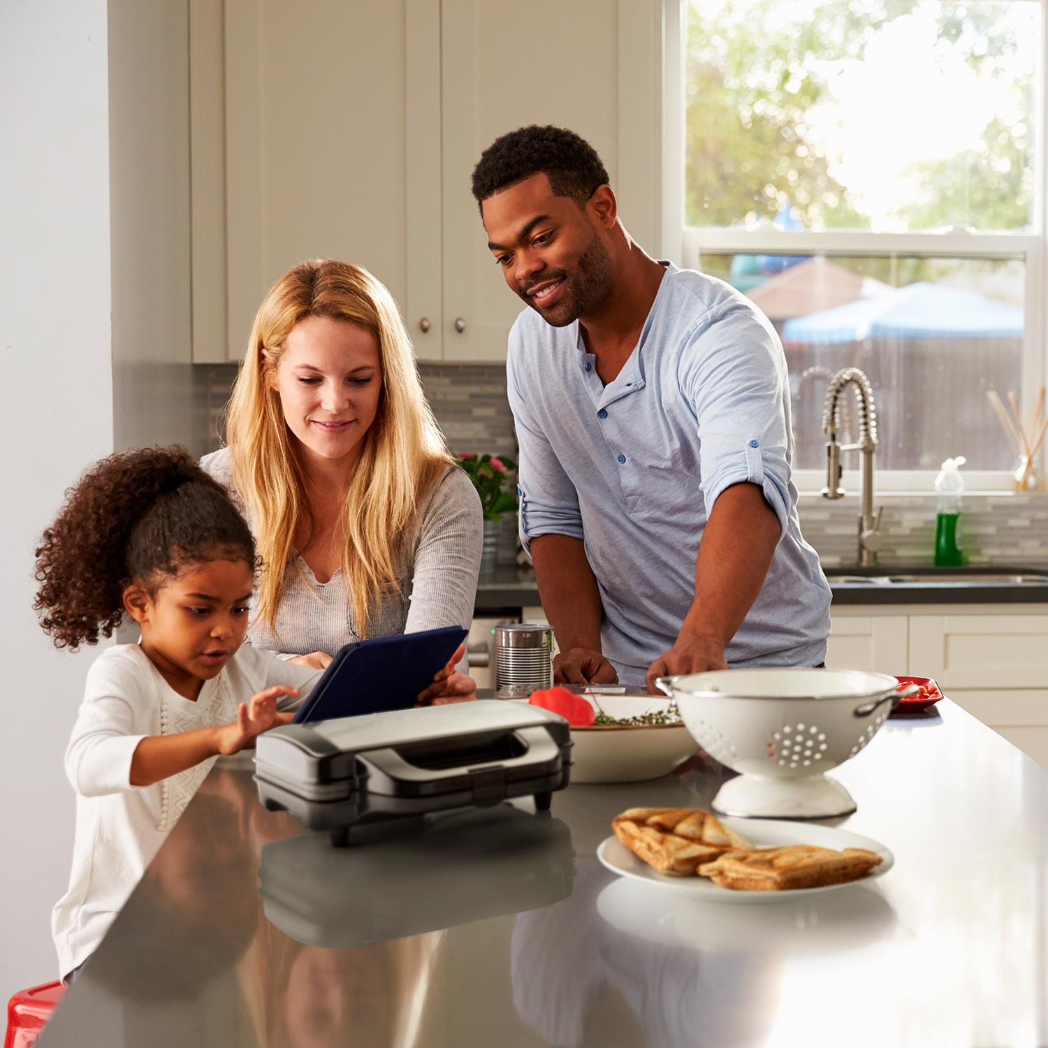 Sensiohome Steamy Bites – Instant Hot Water Dispenser + Deep Fill Sandwich Toaster - Value Bundle